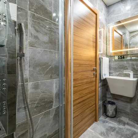 Apartment Cihangir & Suites